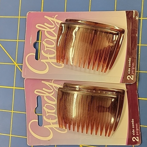 Goody Set of 2 Side Combs per each 2 Packs (total 4 combs) - Picture 1 of 3